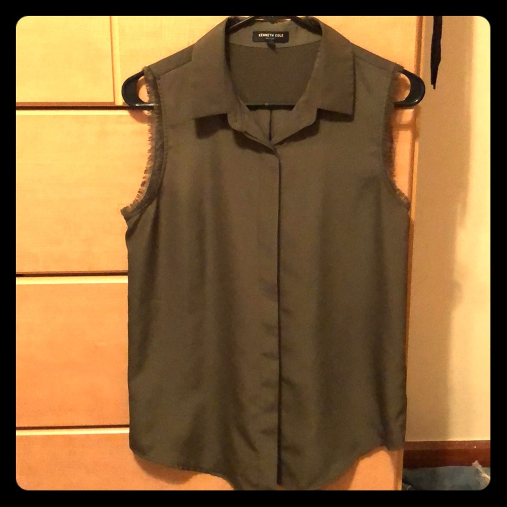 Kenneth Cole - Sleeveless forest green blouse